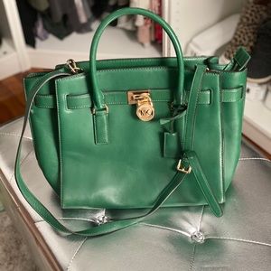 Michael Kors Hamilton Large Traveller Leather Tote